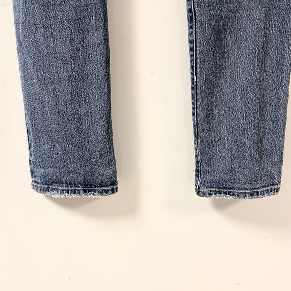 Levis 501 Straight Leg Button Fly 5 Pocket Jeans size 28 - Picture 6 of 9